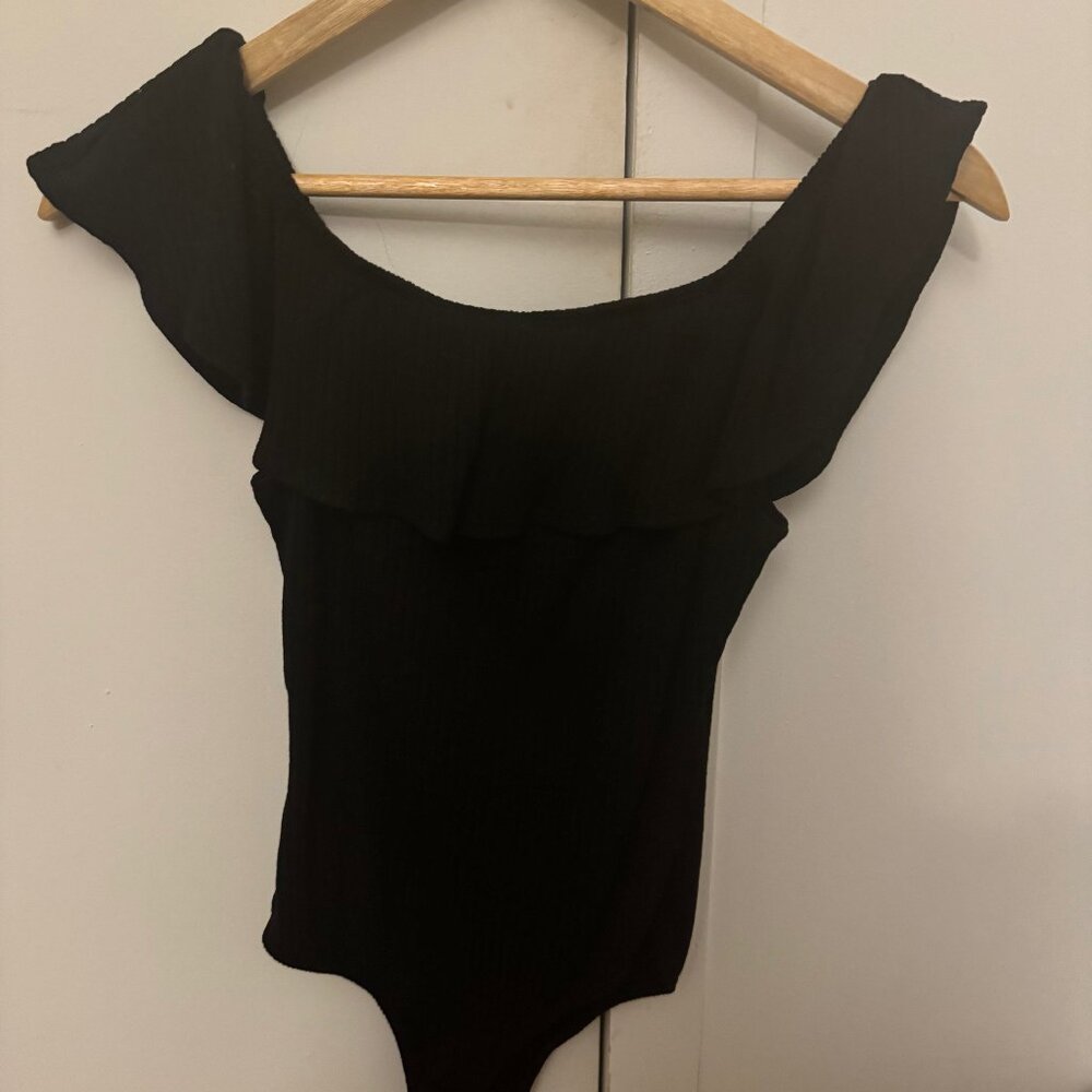 Black Off the shoulder Bodysuit